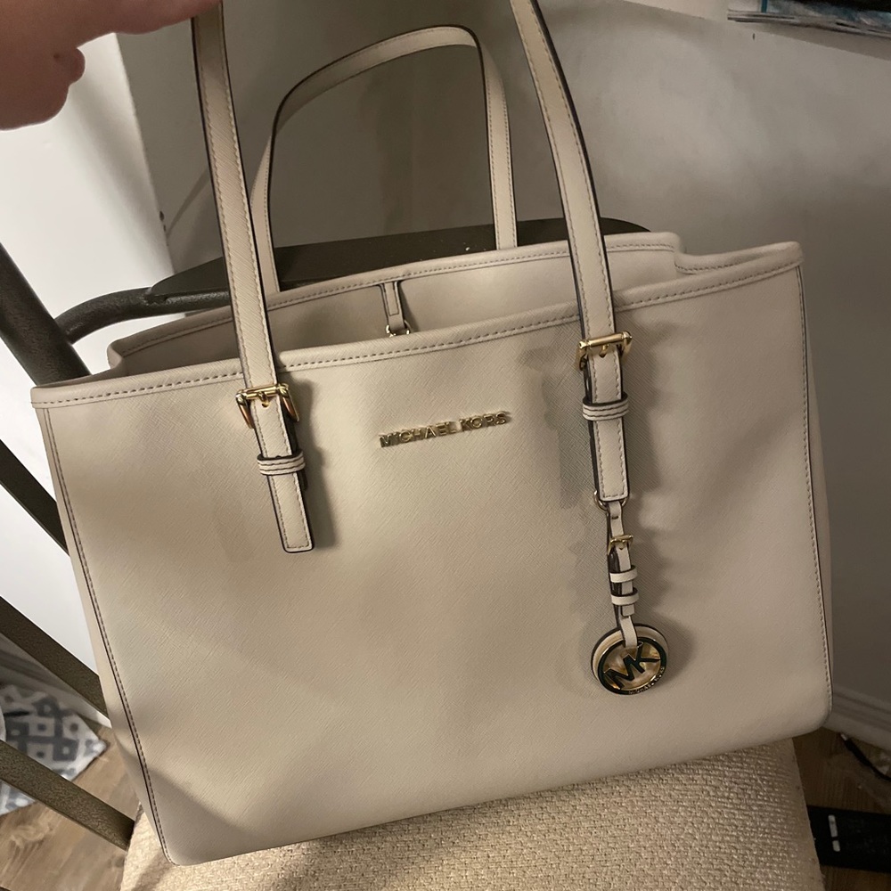Rare Jet Set Medium Top Zip Multifunction Tote